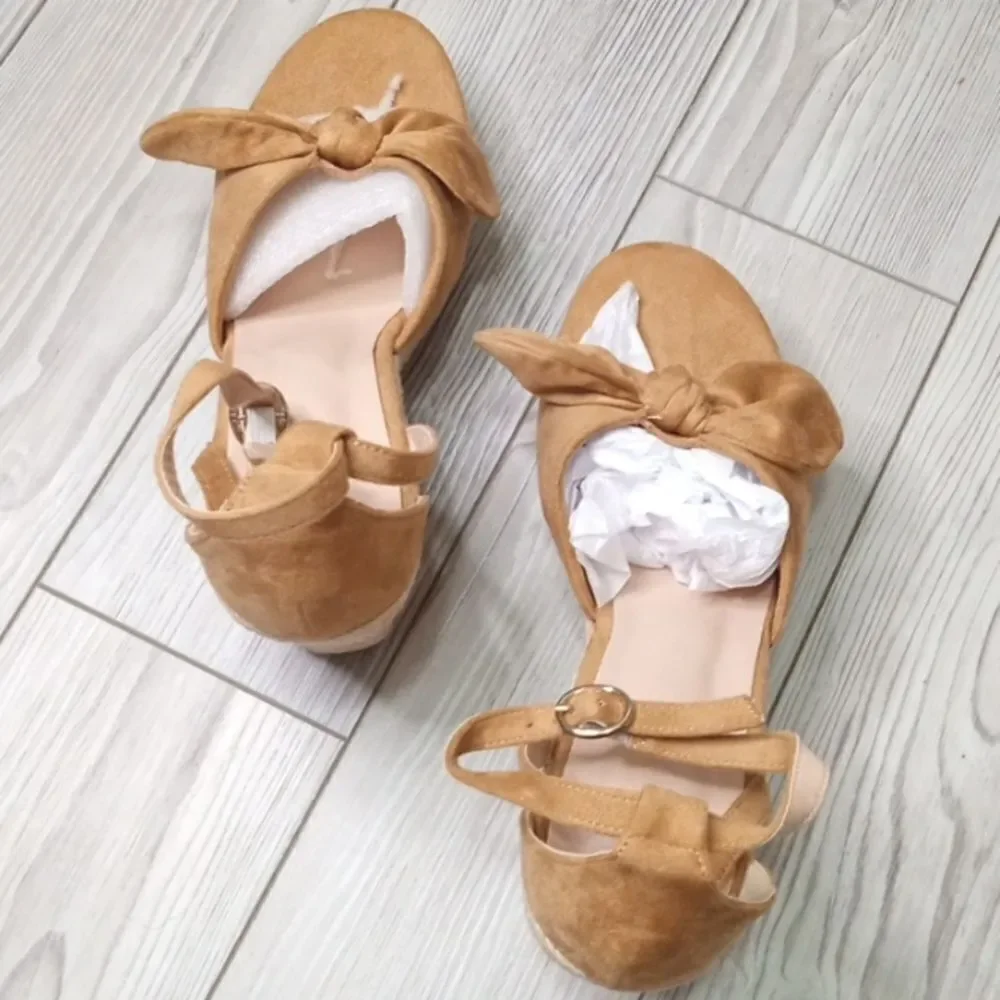 (32-3526)  Rilista Womens Wedge Platform Bowknot Sandals Sz 9.5
